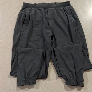 Lululemon medium joggers